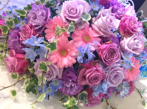 ベスト結婚式 テーブル 花 紫 すべての美しい花の画像